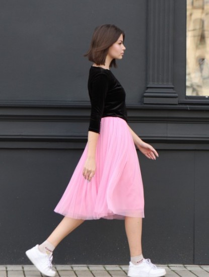 Непышная юбка из фатина розовая